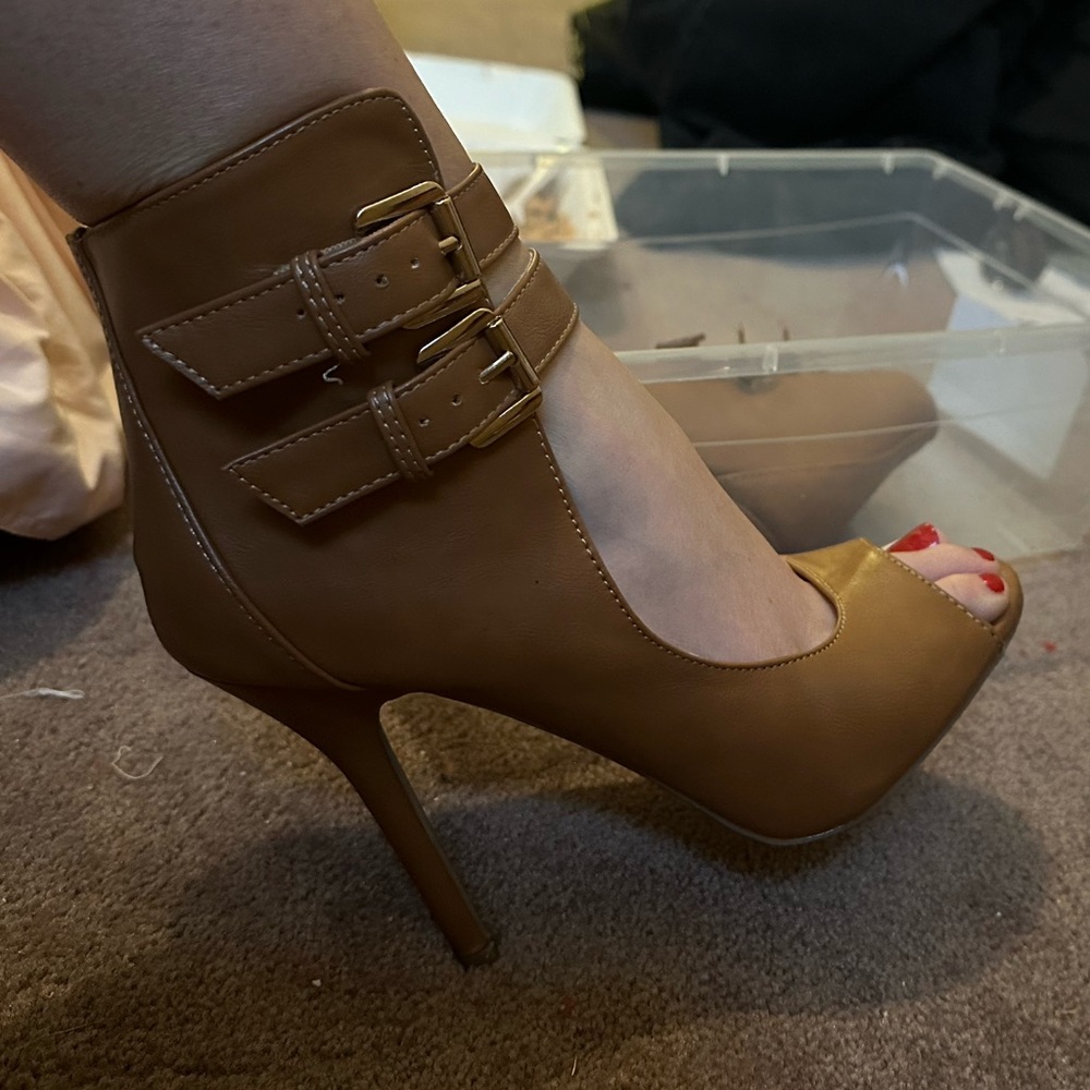 Tan Faux Leather Heels